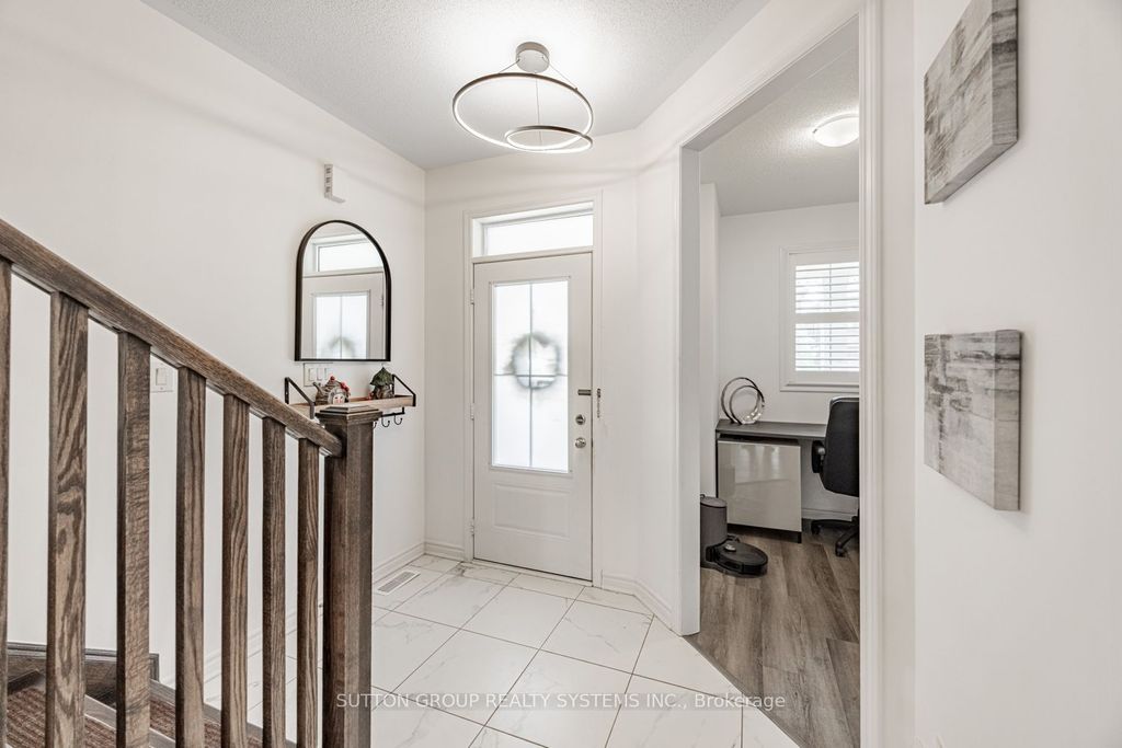 Photo of 966 Cherry Court, Milton, ON L9E 1P8 (MLS # W12751744)