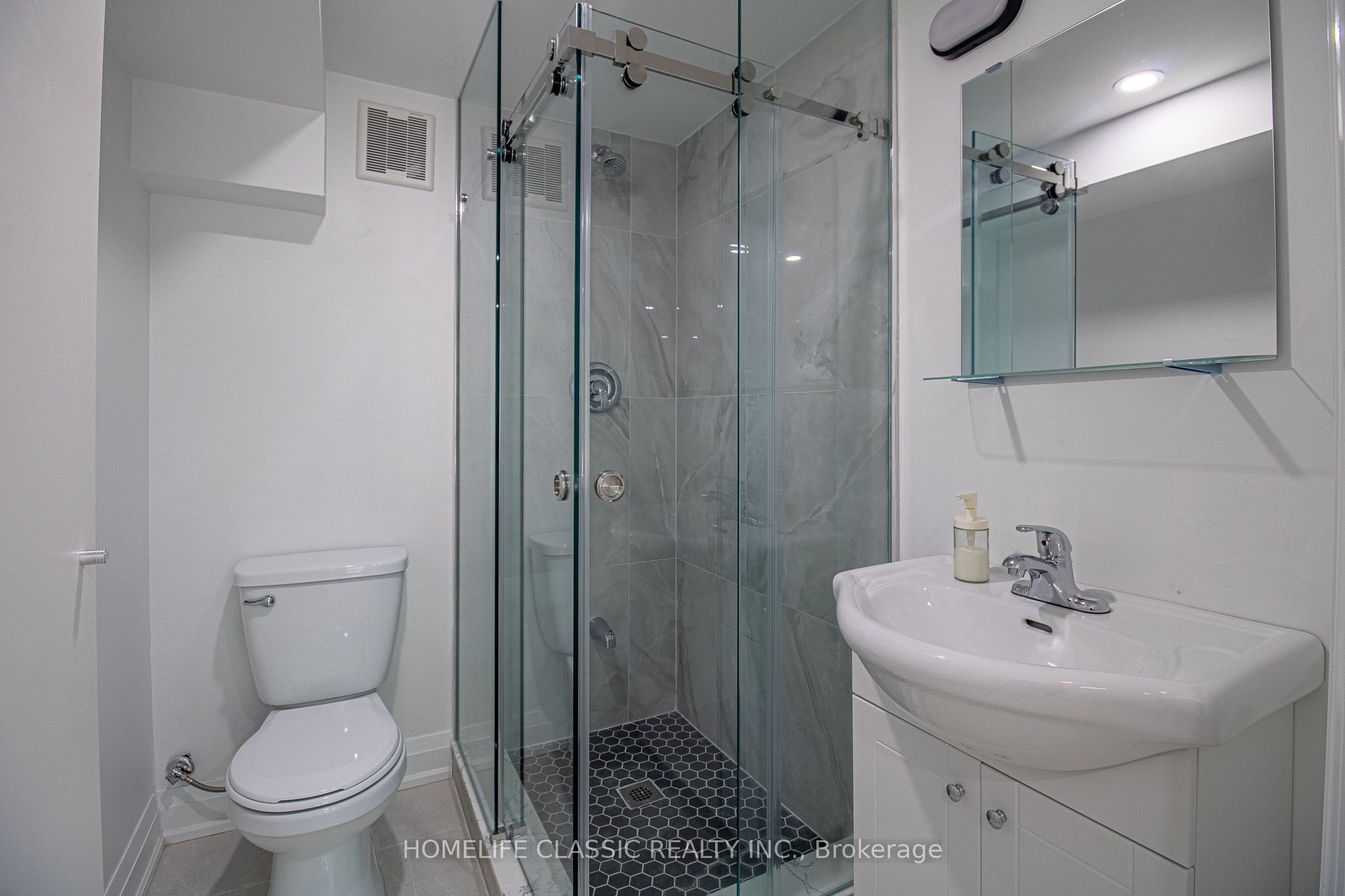 88 Highland Park Boulevard lower level