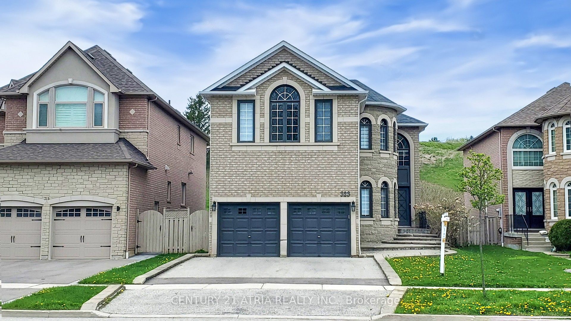 323 Bristol Road E