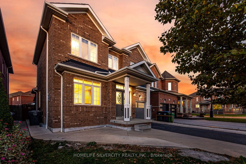 Photo of 105 Aylesbury Drive, Brampton, ON L7A 0W6 (MLS # W12617450)