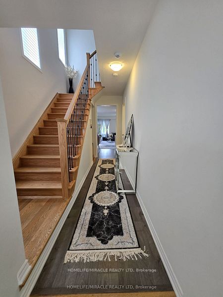 296 Okanagan Path