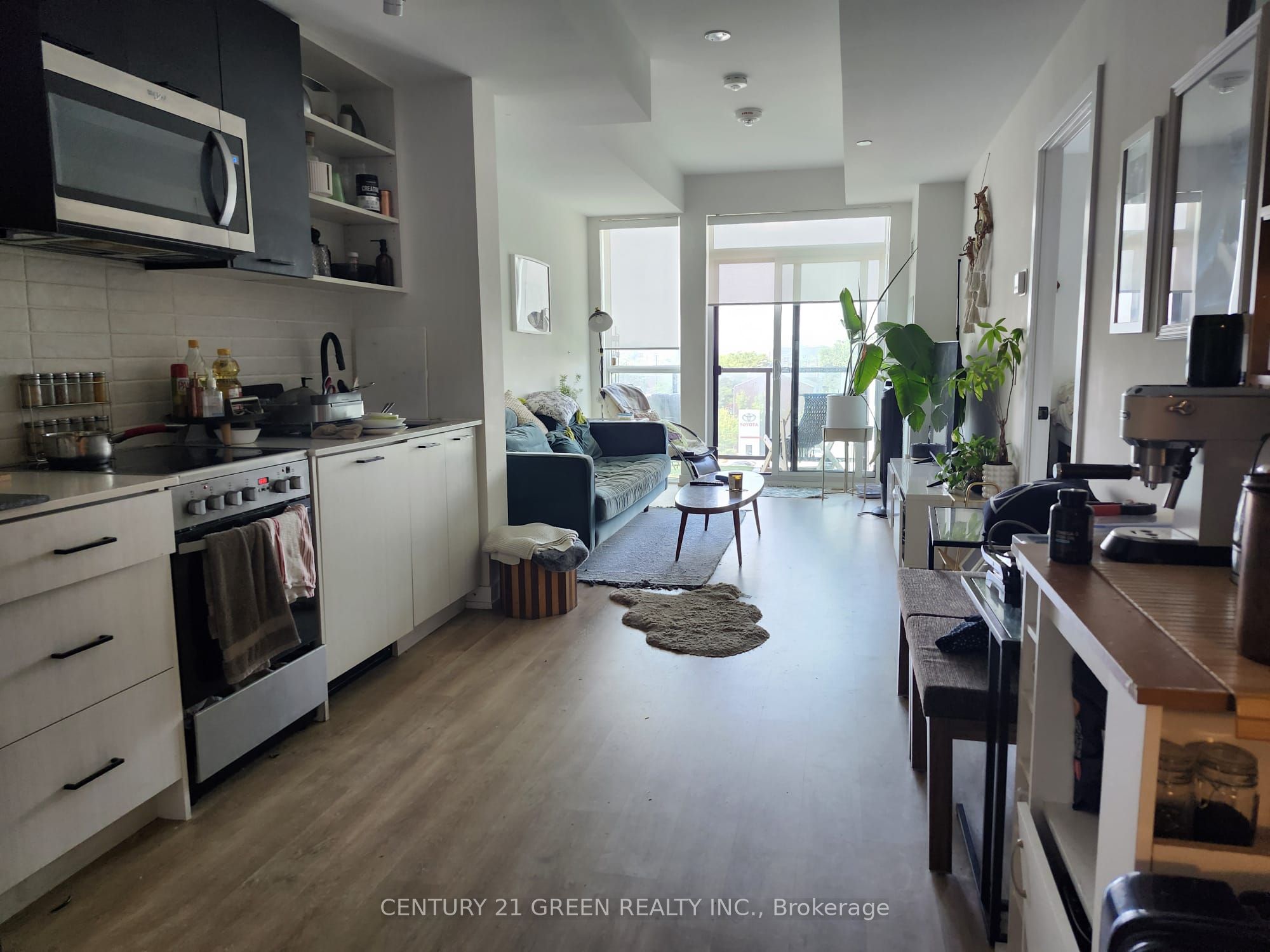 2300 St. Clair Avenue W 502