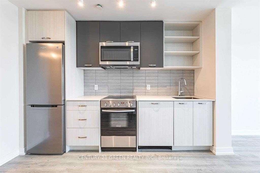 2300 St. Clair Avenue W 502