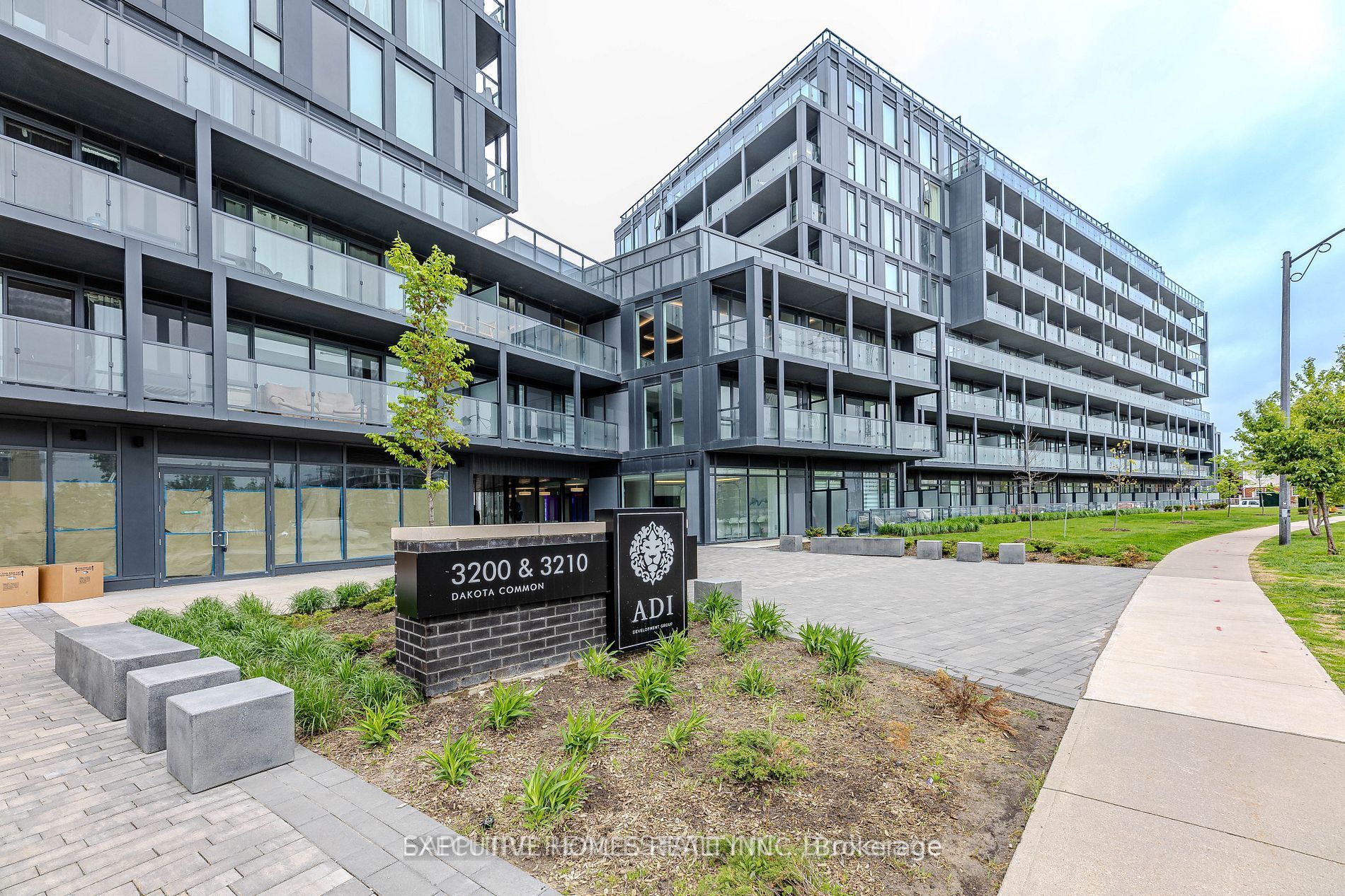 3210 Dakota Common A 712