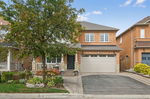 10 Mendel Crescent Vaughan ON L4J 9B6