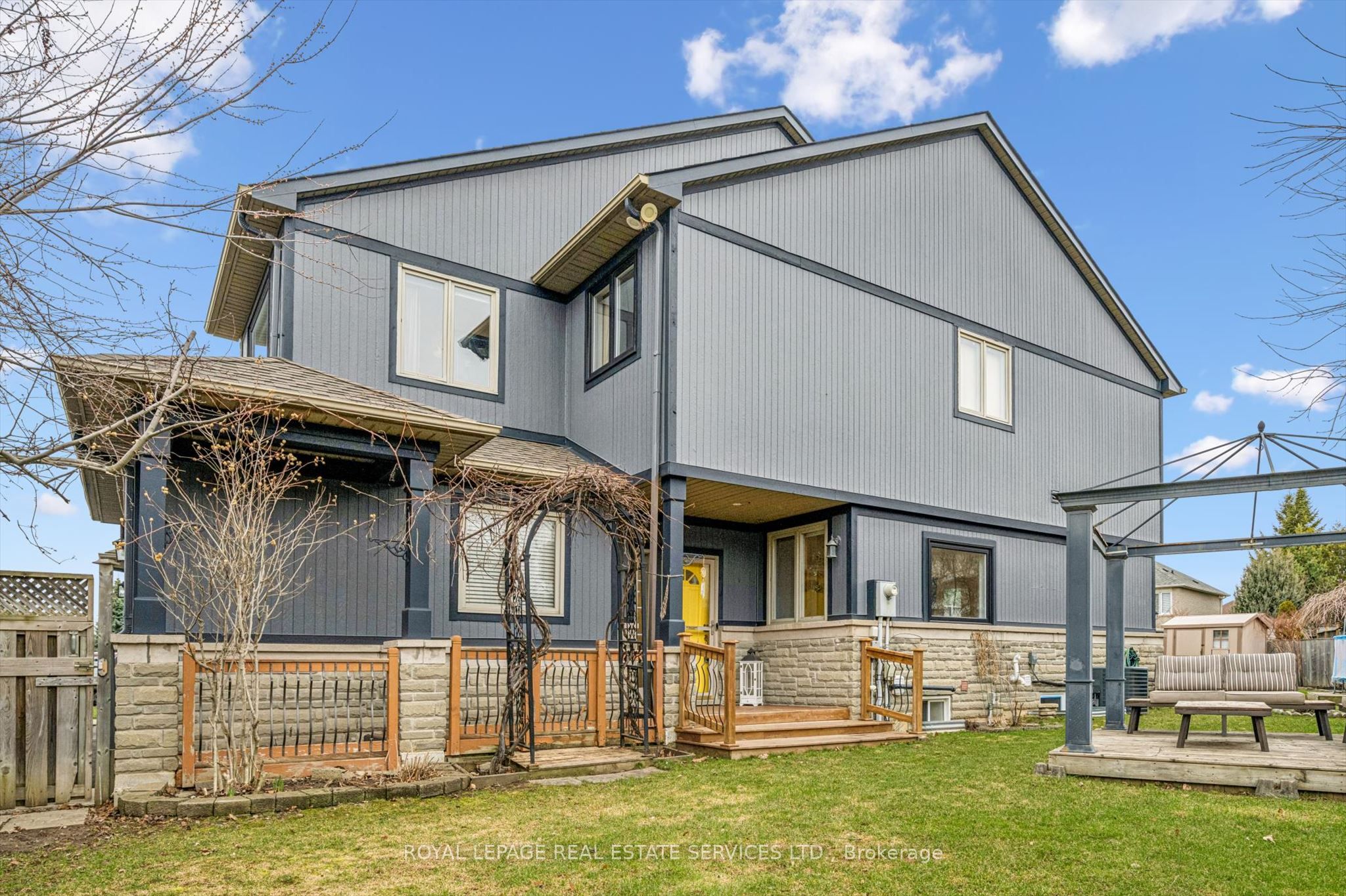 1888 Stevington Crescent