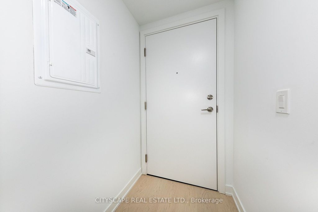 Photo of 252 Church Street #4805, Toronto, ON M5B 0E6 (MLS # C13097656)