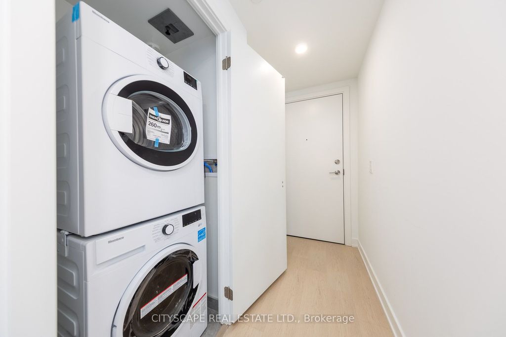 Photo of 252 Church Street #4805, Toronto, ON M5B 0E6 (MLS # C13097656)