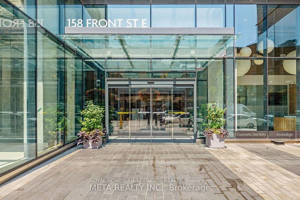Photo of 158 Front St Street E #908, Toronto, ON M5A 1E5 (MLS # C13030694)