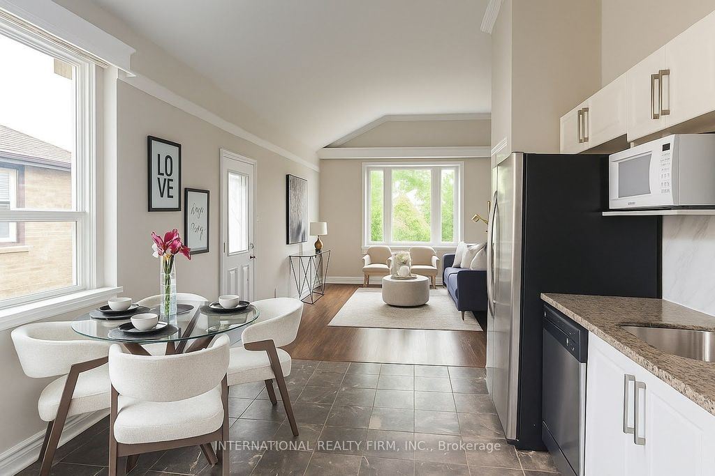 Photo of 9 Benshire Drive, Toronto, ON M1H 1M1 (MLS # E12434403)