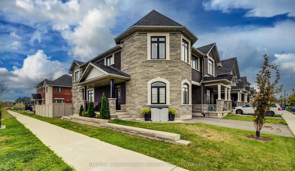 Photo of 50 Kenesky Drive, Hamilton, ON L8B 1Y2 (MLS # X12587900)