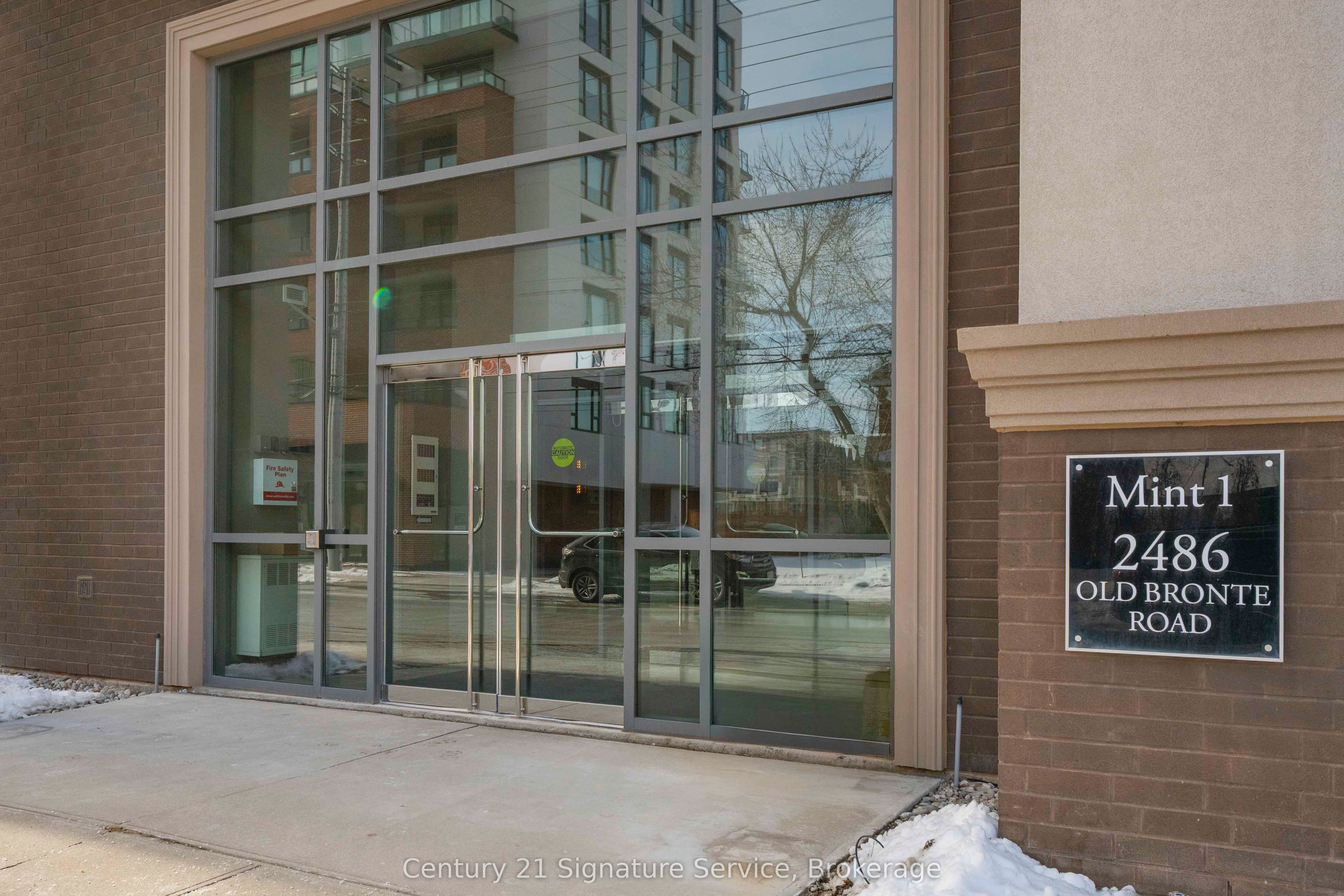 2486 Old Bronte Road 405