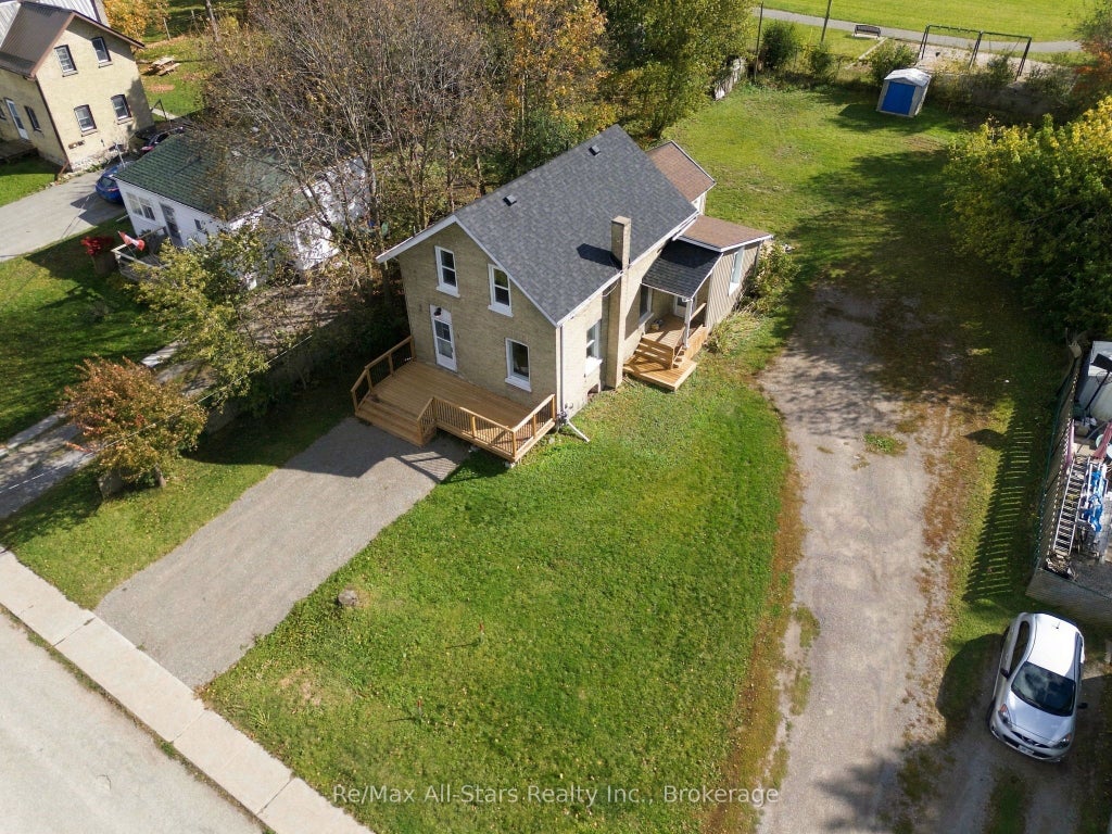 Photo of 3 Bertie Street, Kawartha Lakes, ON K9V 1H9 (MLS # X14032196)