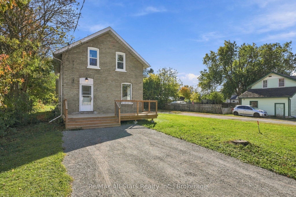 Photo of 3 Bertie Street, Kawartha Lakes, ON K9V 1H9 (MLS # X14032196)