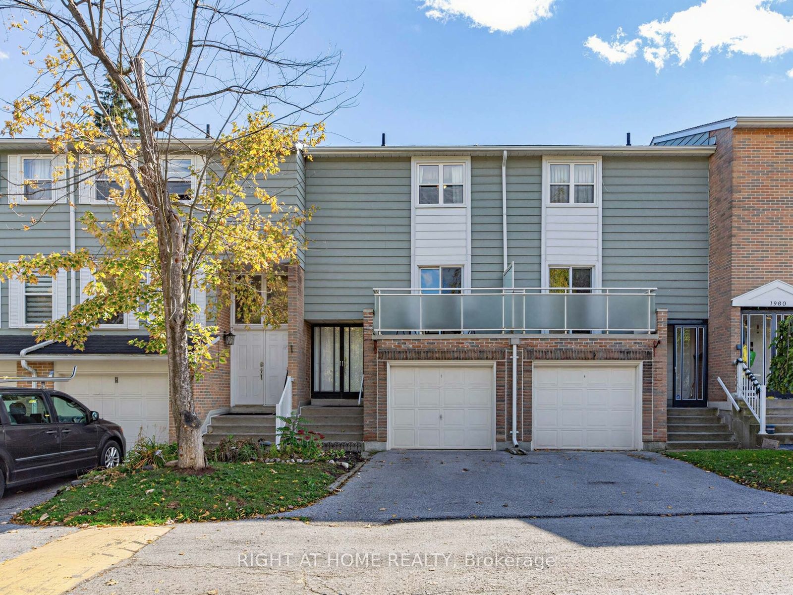1984 John Street