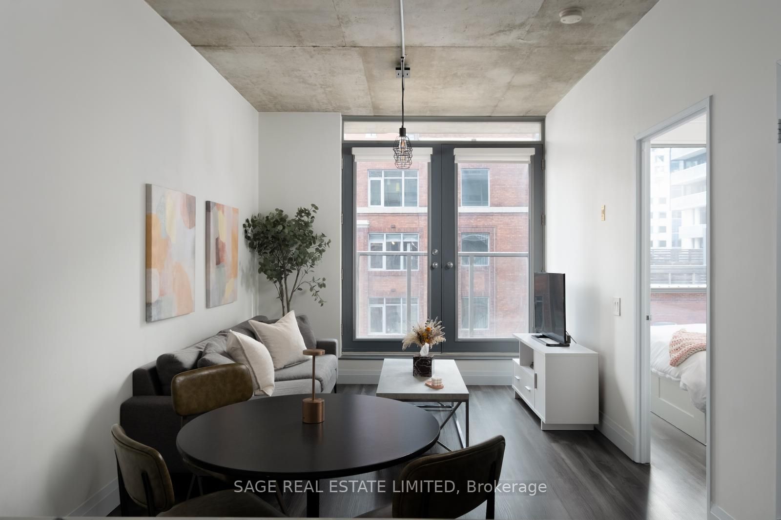 36 Charlotte Street 603