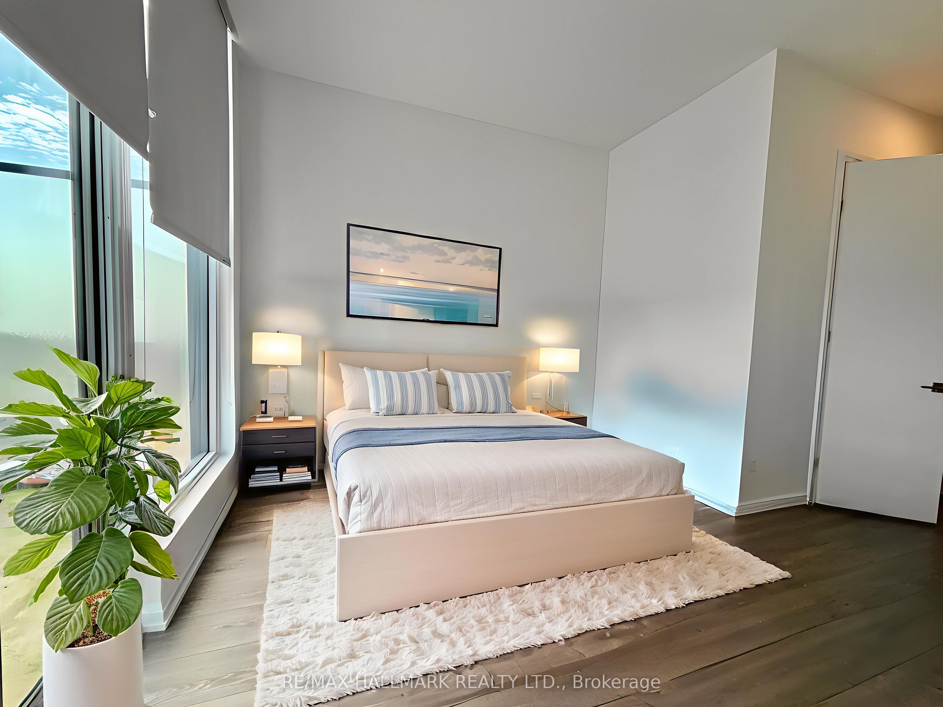 4208 Dundas Street W 803
