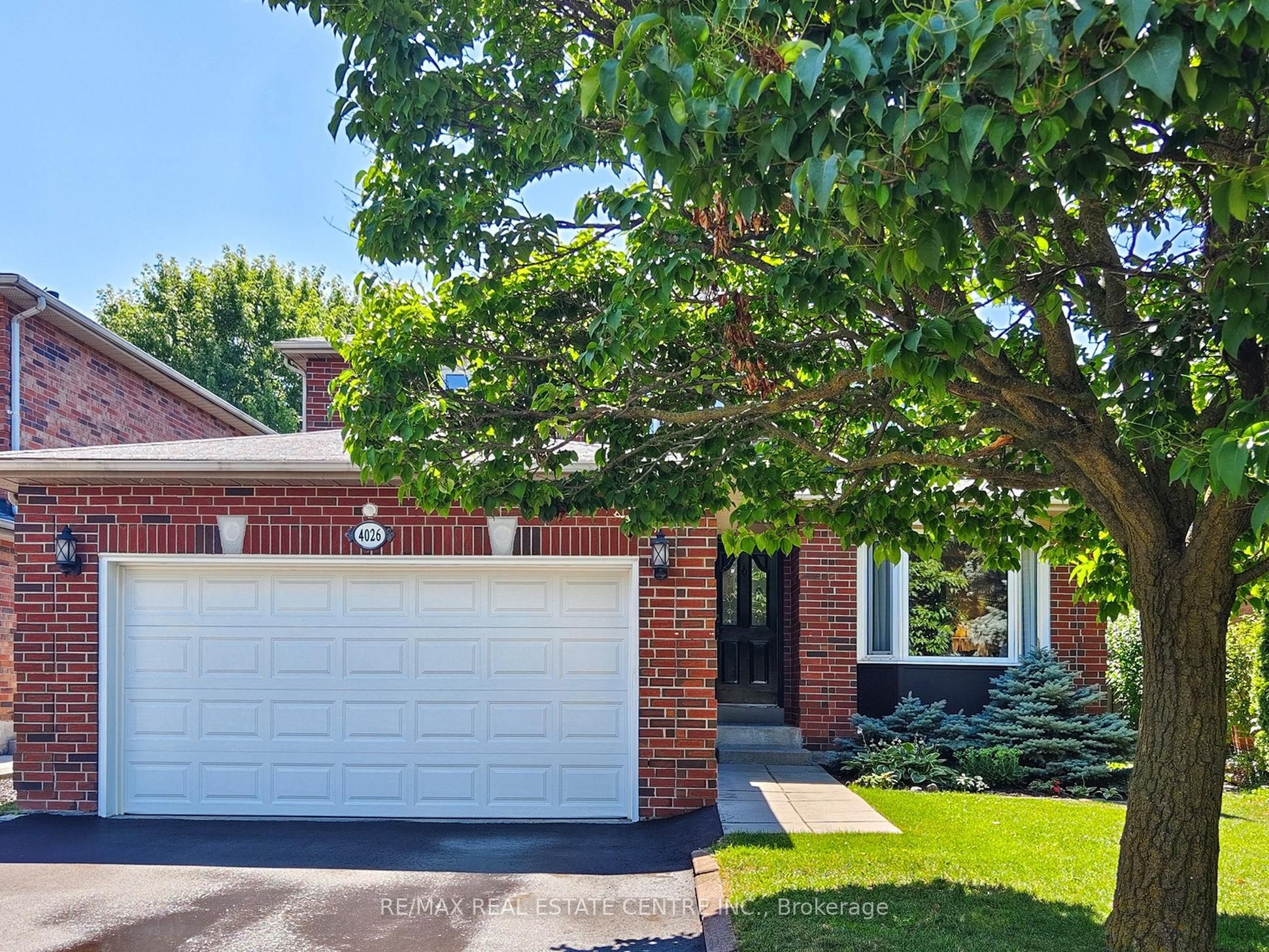 4026 Renfrew Crescent