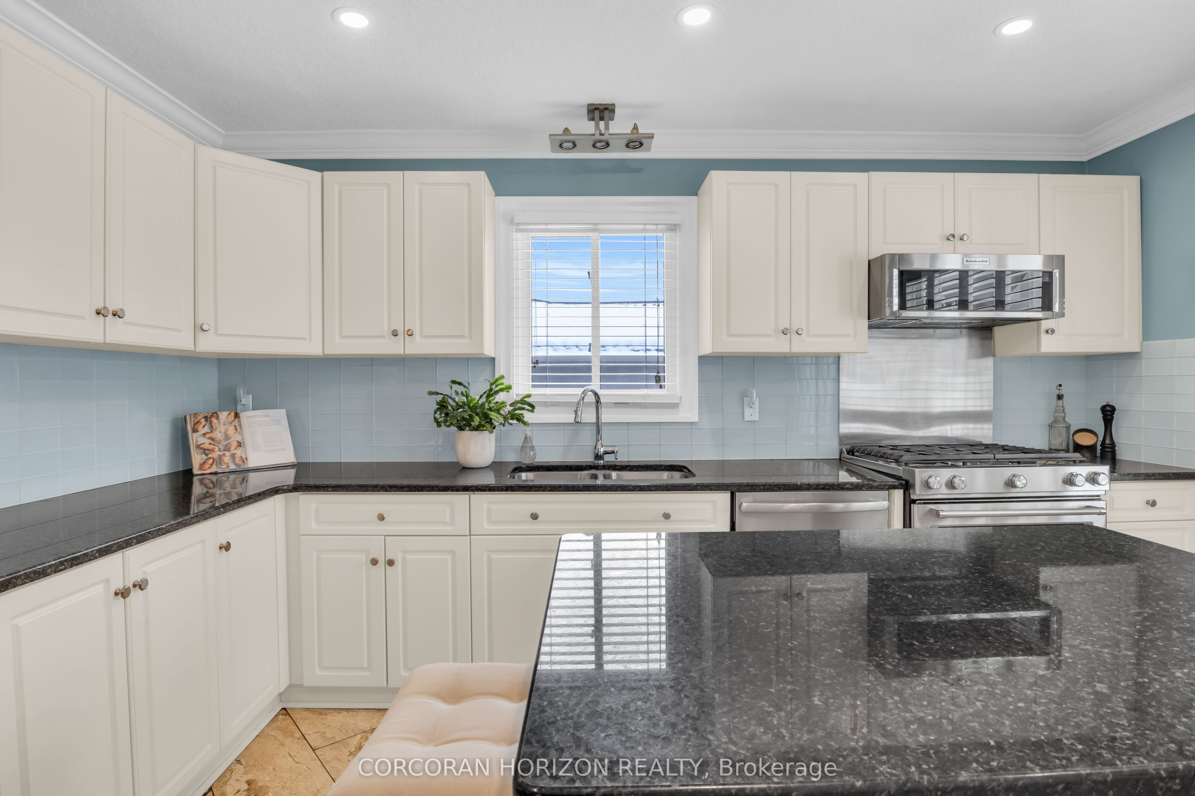 197 Autumn Hill Crescent