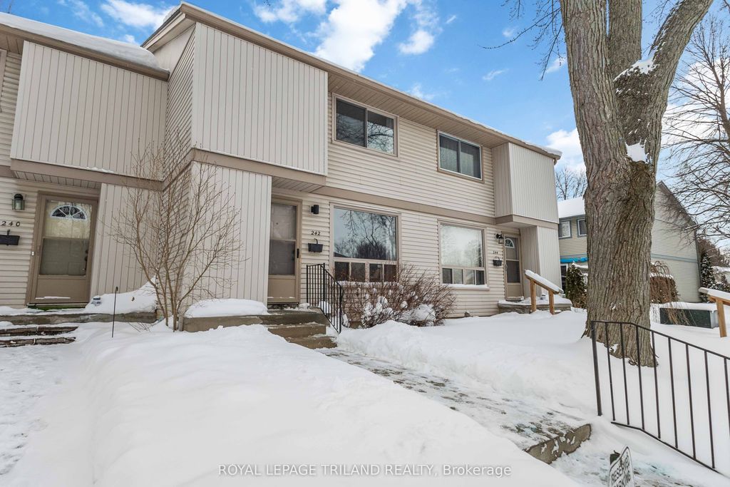 Photo of 242 Monmore Road #12, London North, ON N6G 3B4 (MLS # X12752556)