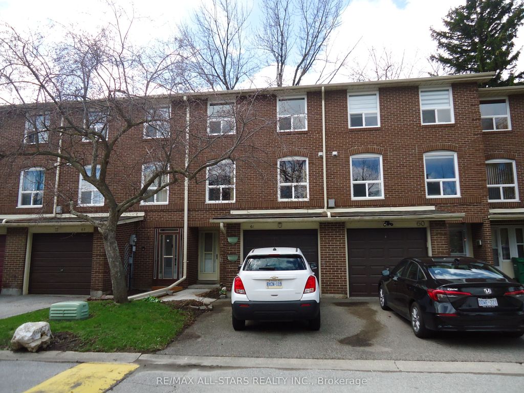 Photo of 61 Eden Park Drive, Brampton, ON L6T 3A5 (MLS # W13080730)