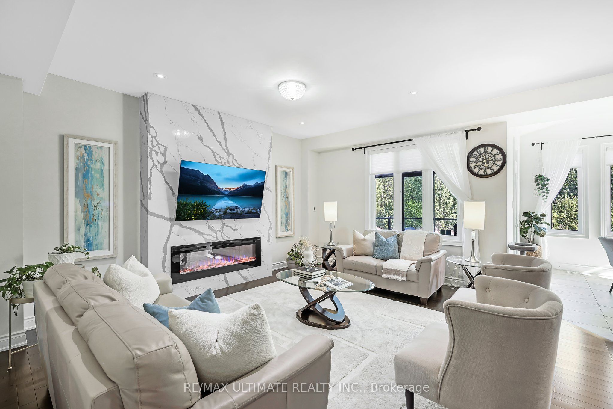 42 Donwoods Crescent