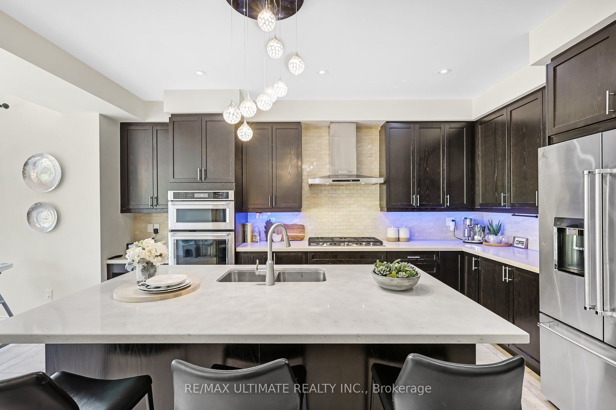 42 Donwoods Crescent