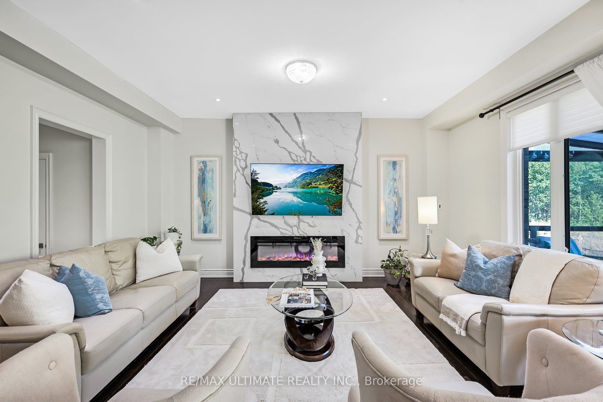42 Donwoods Crescent