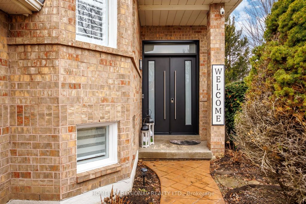 Photo of 20 Ruddell Crescent, Halton Hills, ON L7G 5N4 (MLS # W12939110)