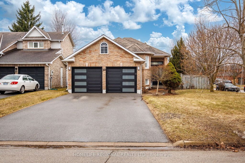 Photo of 20 Ruddell Crescent, Halton Hills, ON L7G 5N4 (MLS # W12939110)