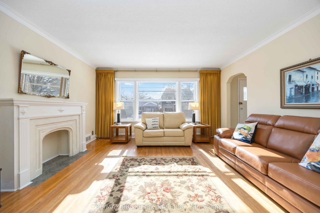 Photo of 50 Old Oak Road, Toronto, ON M9A 2V8 (MLS # W12758004)