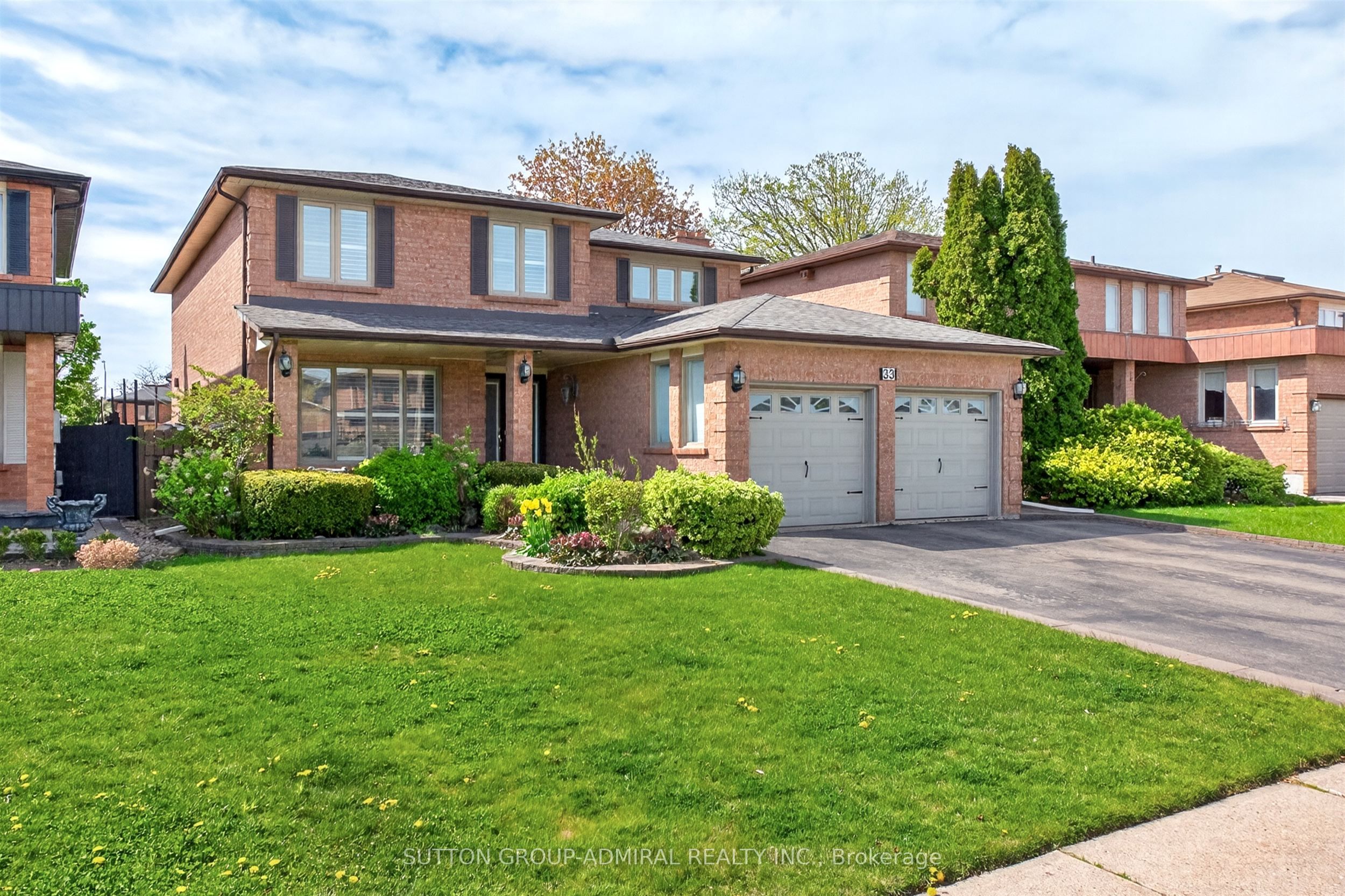 33 Triton Avenue
