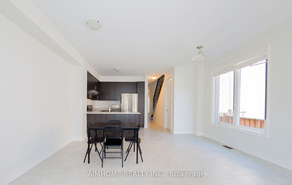 Photo of 11 Kester Court, East Gwillimbury, ON L9N 0P3 (MLS # N12995400)