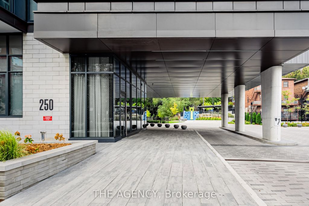 Photo of 250 Lawrence Avenue W #204, Toronto, ON M4N 1T4 (MLS # C12570420)