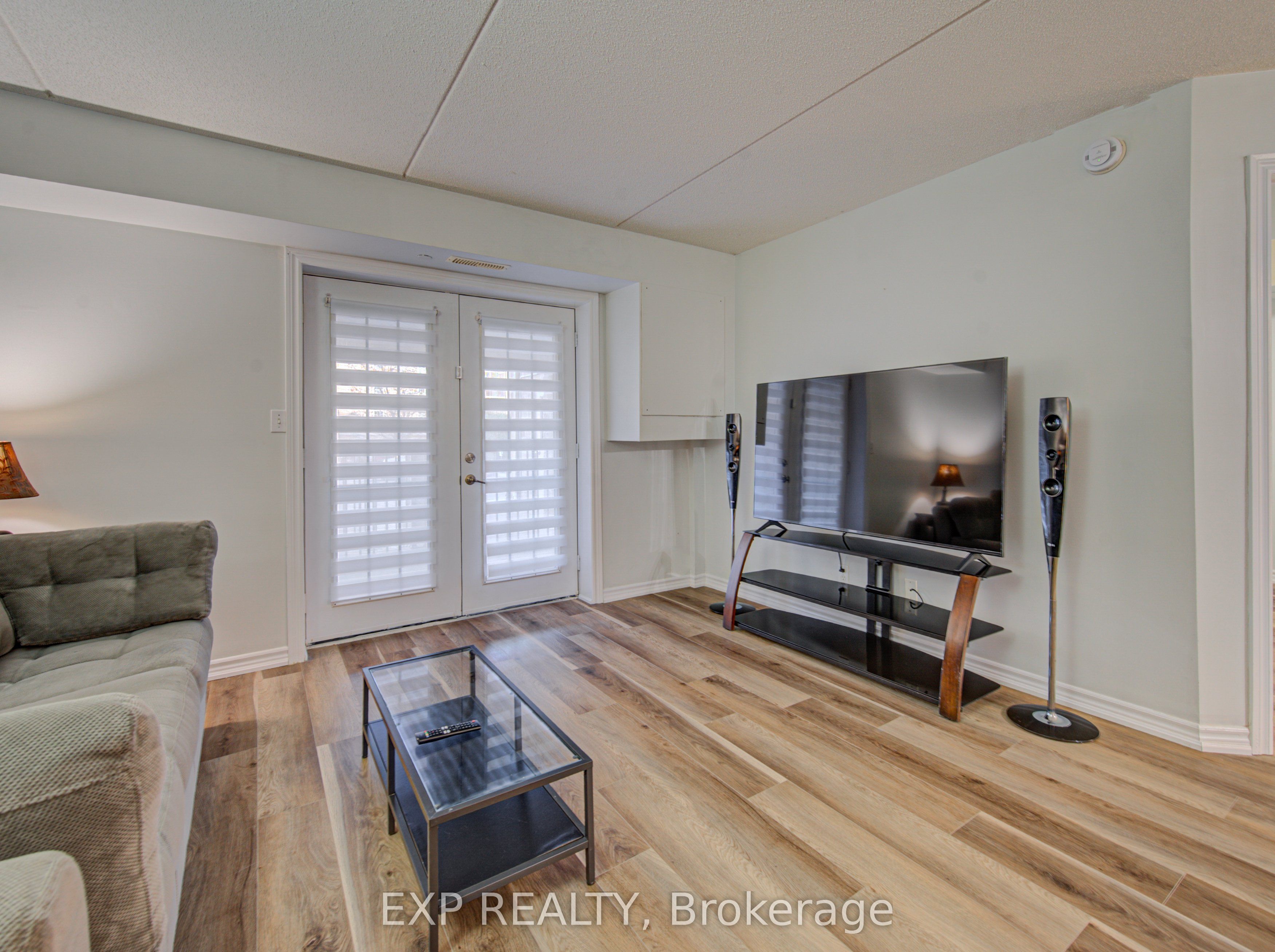 1490 Bishops Gate 106