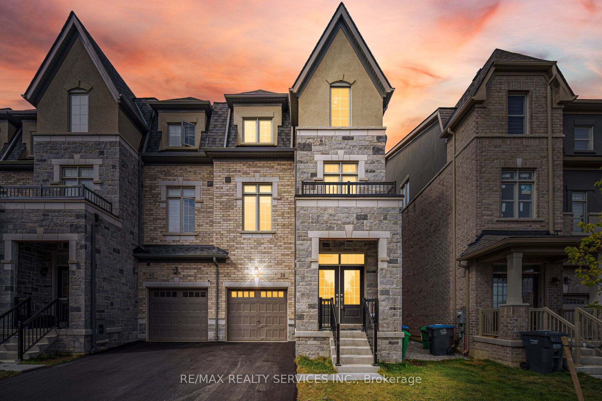 38 Foxsparrow Road