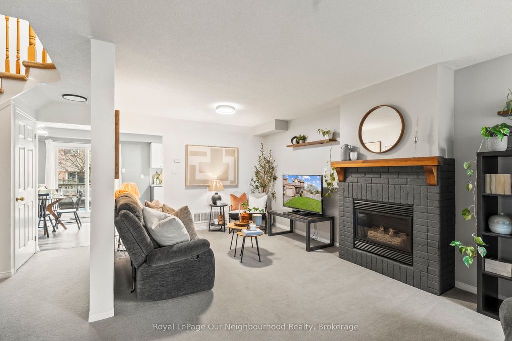 Photo of 61 Fry Crescent, Clarington, ON L1C 4Y3 (MLS # E13093604)
