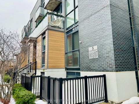 5 Sousa Mendes Street 102 Toronto ON M6P 0A8