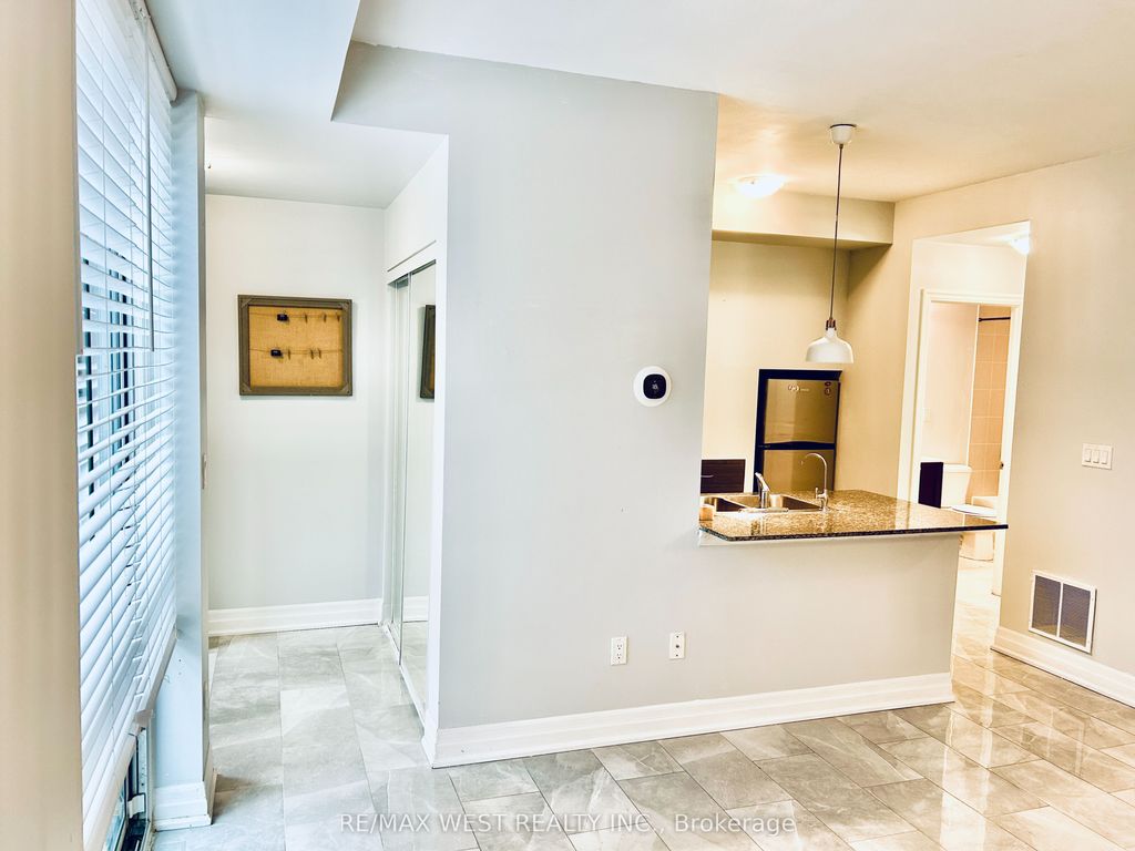 Photo of 5 Sousa Mendes Street #102, Toronto, ON M6P 0A8 (MLS # W12920262)