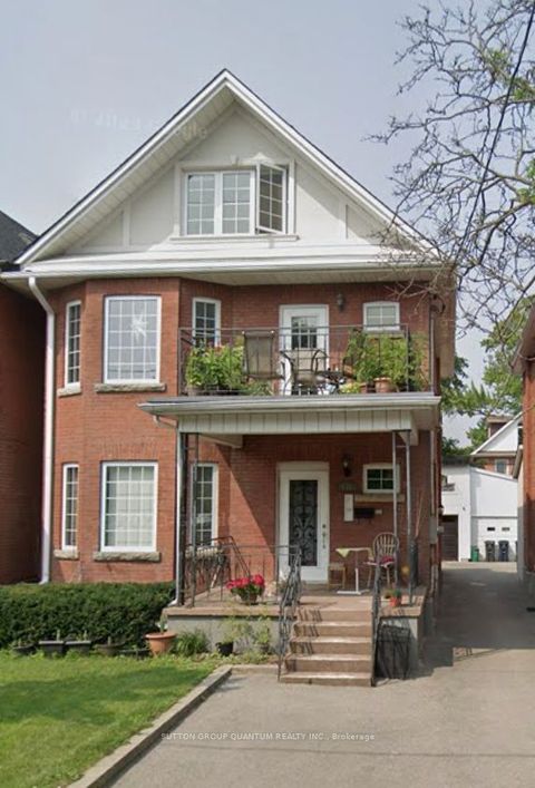 156 Mavety Street 2nd Floor Toronto ON M6P 2L9