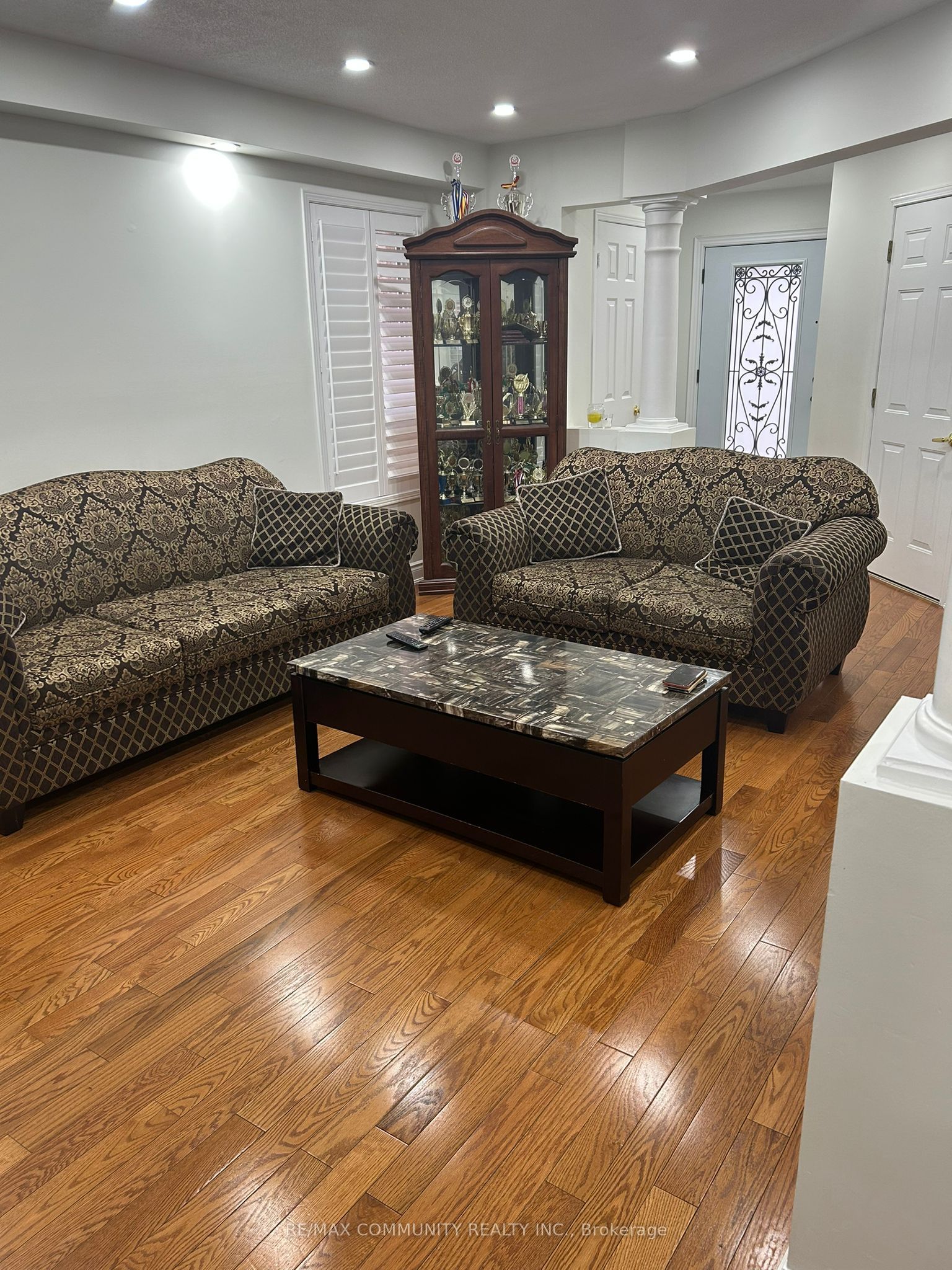 4332 Guildwood Way