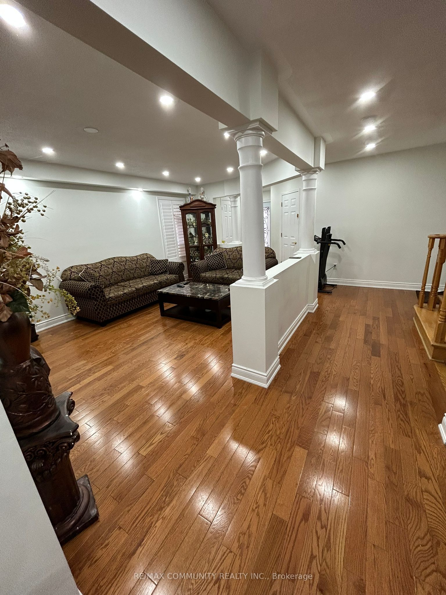 4332 Guildwood Way