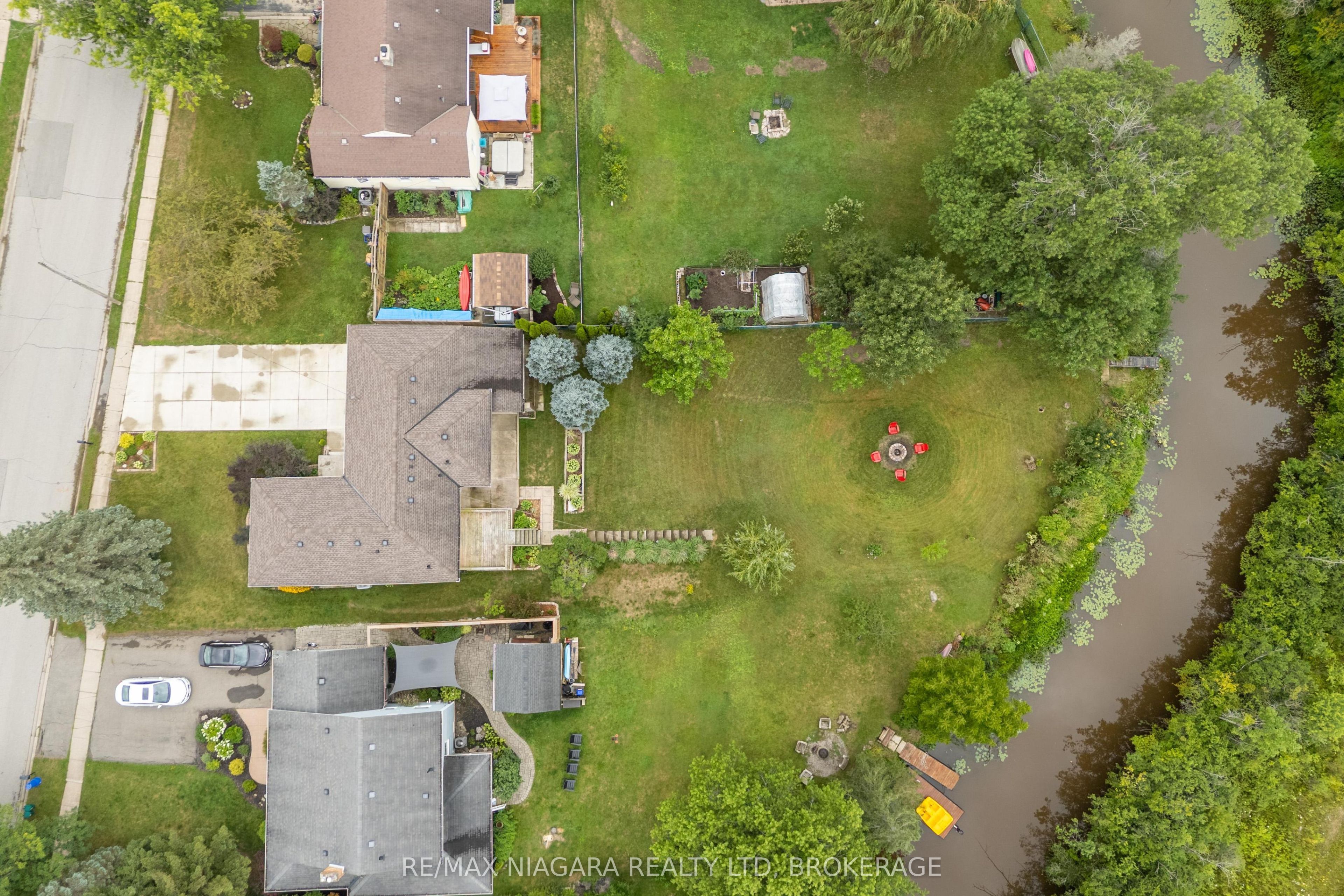 3522 East Main Street