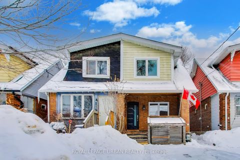 Photo of 132 Mortimer Avenue, Toronto, ON M4K 2A4 (MLS # E12780552)