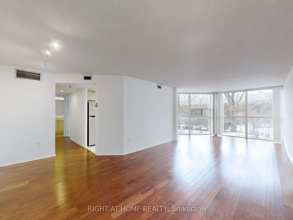 Photo of 701 King Street W #107, Toronto, ON M5V 2W7 (MLS # C12855054)