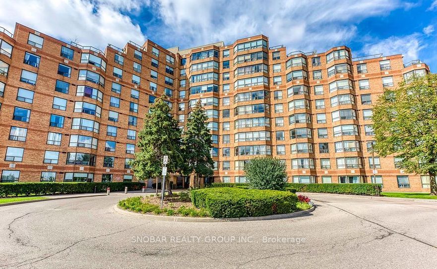 6 Humberline Drive 313