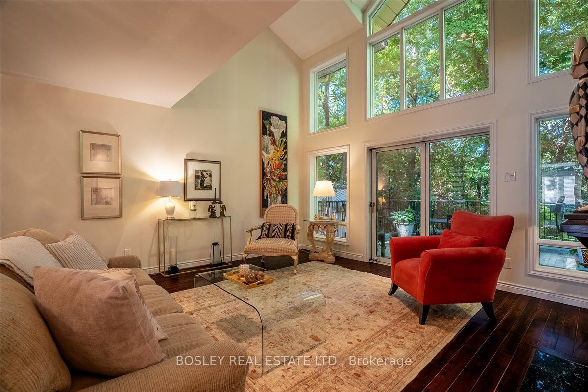 18 Doncrest Road 11