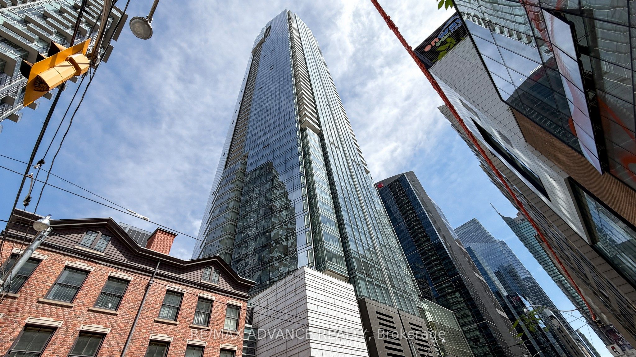 180 University Avenue 5901