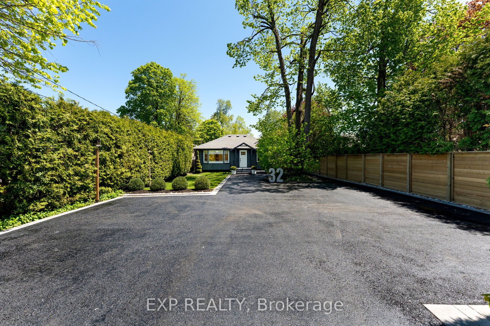 32 Farley Circle