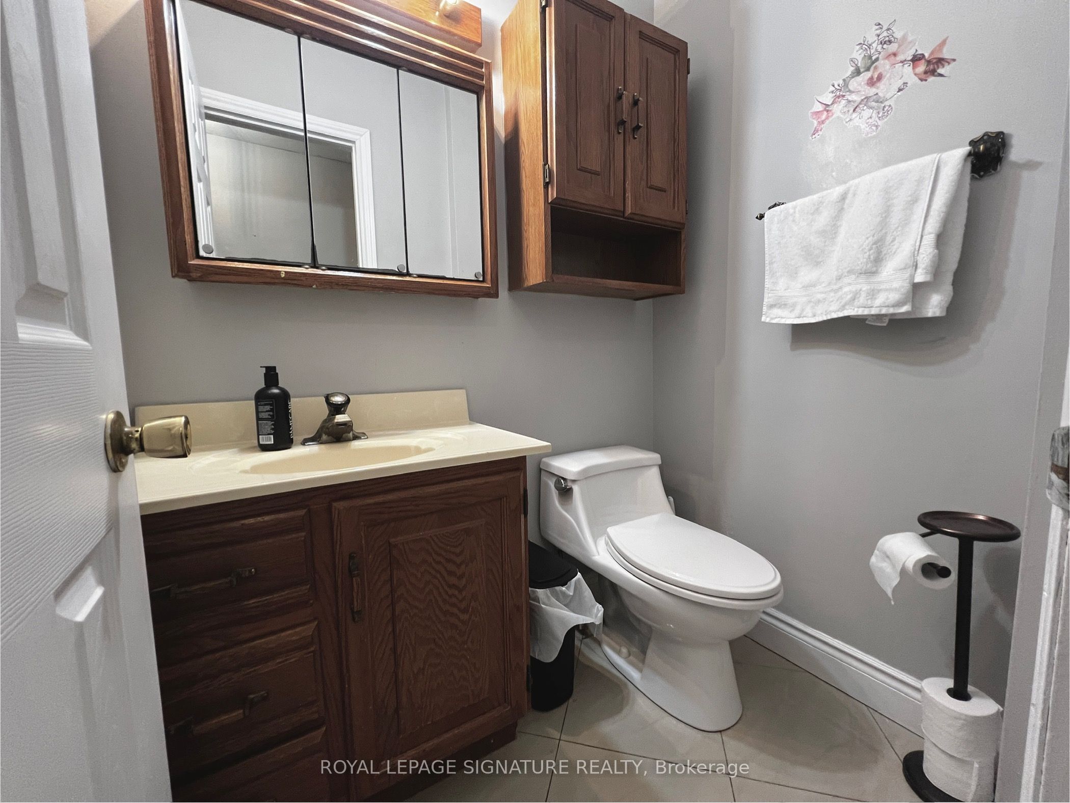 2301 Derry Road W 33